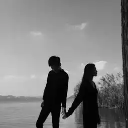 身边的人越来越少,但留下的越来越重要