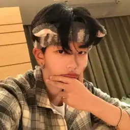 男生帅气头像成熟头像精选我愿化作人间的风雨陪在你身边