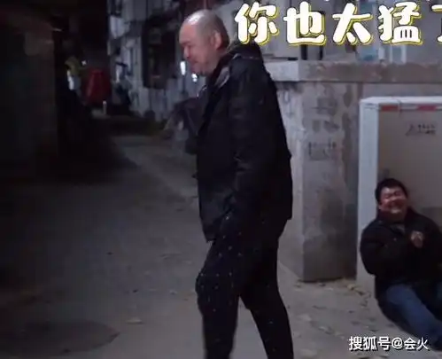 胡可片场狂踢男演员,面部表情狰狞凶狠,引导演感叹你太猛了