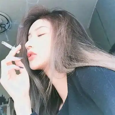 社会头像女,最近很火的社会头像女