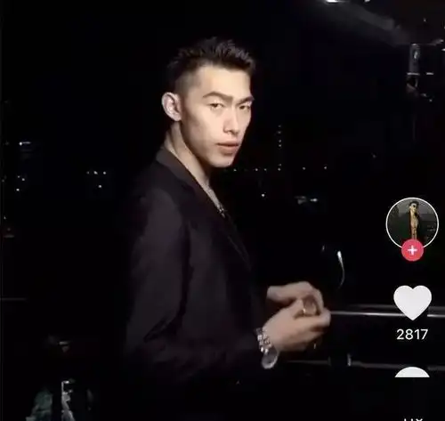 抖音网红的魔幻世界
