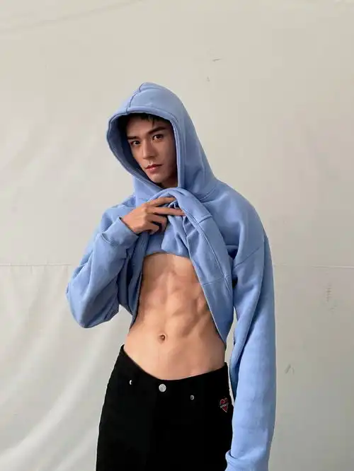 一个月内从十八线到一线,龚俊这个小透明都经历了什么