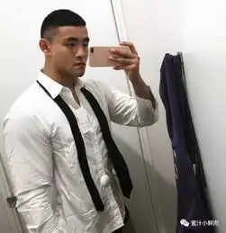 187cm的寸头篮球壮男,隔着屏幕都能闻到他的男人味