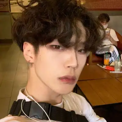 七妎今日男头酷拽小高冷图男生头像我要个性网