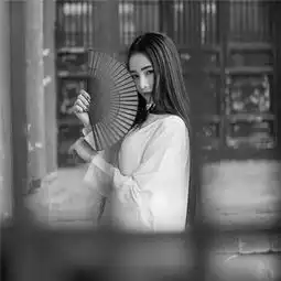 黑白系男女头像若不同心,岂能同行