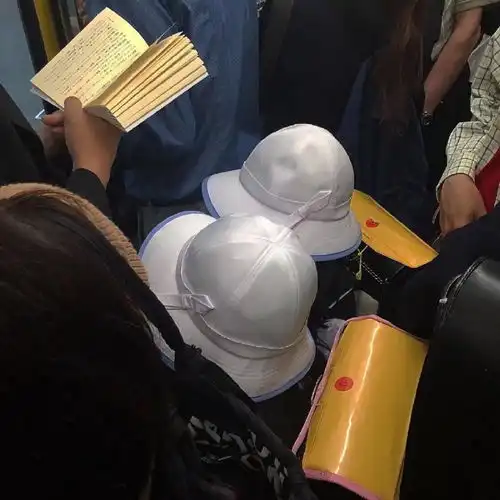 选男人,还是选个疼你的好爱,原本就是个挺虚的词儿爱情