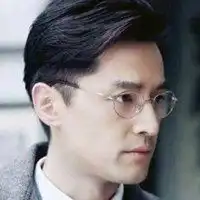 戴眼镜四十岁男人微信头像微信头像图片大全