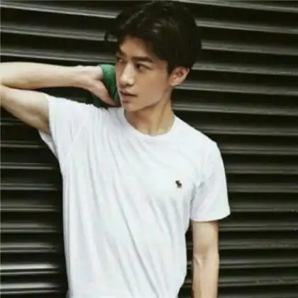 男生头像冷酷忧伤真人,千金难买我快乐