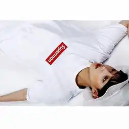 像这样上下两边有白条子的头像请给我几张吗或者告诉我是用什么软件做的图拜托大家了