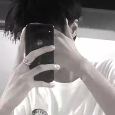 男生头像侧脸阳光高清阳光帅气男孩qq头像