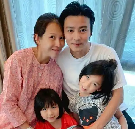 人间清醒蔡少芬,27岁与债主母亲断绝关系,死后同意丈夫再娶