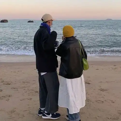 情侣头像晚是全世界的晚安是只给你的安