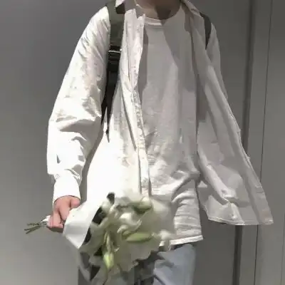 男头很庆幸还好没有人失去我不能活