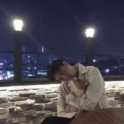 帅气好看的男头像霸气高冷生人勿进可爱点