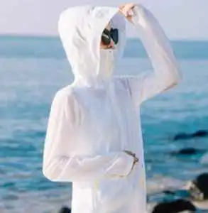 夏天出街扮嫩潮搭抢镜成焦点