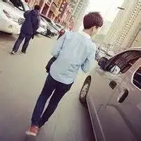 能给个qq头像吗我是男生,最好只是个背影或轮廓,谢谢