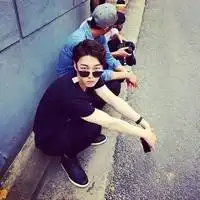 没有剪过短发却爱过人渣霸气男生头像