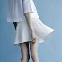 适合当头像的露腿照片微信头像图片大全