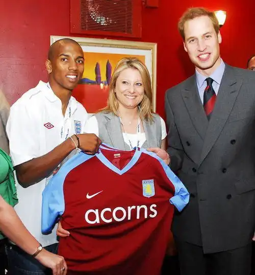 威廉王子为什么喜欢维拉足球队,原因也太男人了吧