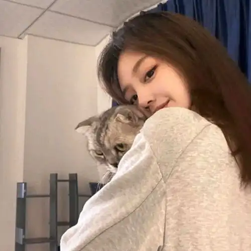 小众女头素颜生活需要小小惊喜