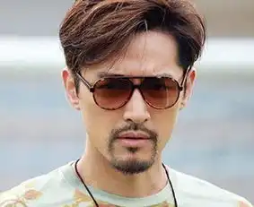 男星留胡子有多帅彭于晏成熟,白宇气质,看到李易峰笑到脱发