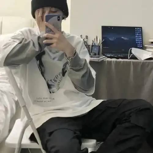 高冷男生头像想攒一口袋星星给你