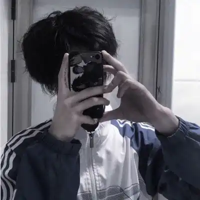 干净阳光的男生头像高清但见故人踏花返