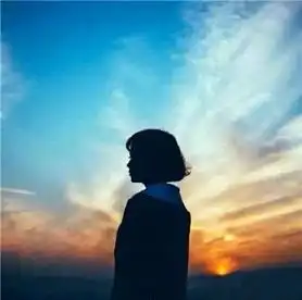 精选霸气说说带图片致自己沉默是一个女孩子最大的哭声