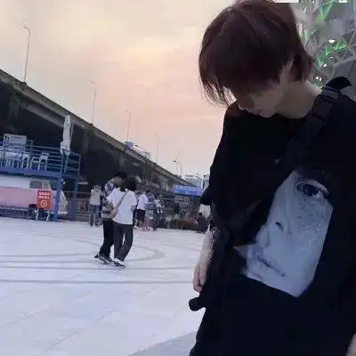 头像表达不开心的小句子