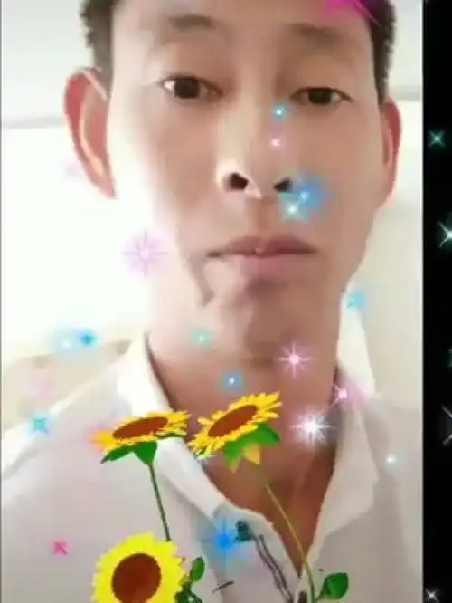 特效拍摄卖萌普通男