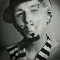 欧美创意男生头像欧美男生霸气拽头像