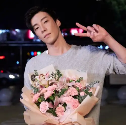 又有甜宠网剧杀青,主角都是公认演技派,就连颜值都十分吸睛