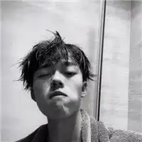 黑白个性超酷男生头像人气时尚男头