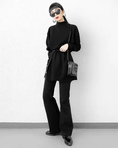 黑,是最纯粹的穿搭态度看3位日本女生如何诠释纯黑风格