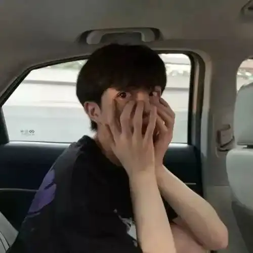 头像男生头像真人高清,看海看久了想见人,见人见多了想看海