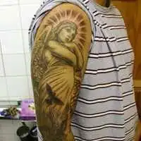 黑白纹身小伙微信头像微信头像图片大全