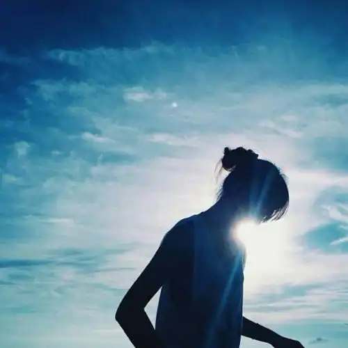 不要再去讨好一个不爱你的人