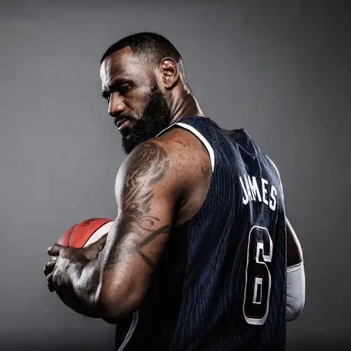 美国男篮乘坐欧洲之星去奥运詹皇c位恩比德赔笑脸,杜兰特民工气质