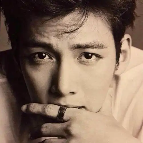 安利韩国87年帅哥