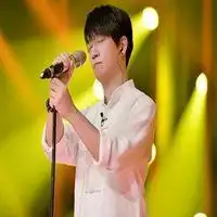 潘粤明头像高清图片大全名人潘粤明真人头像大图下载