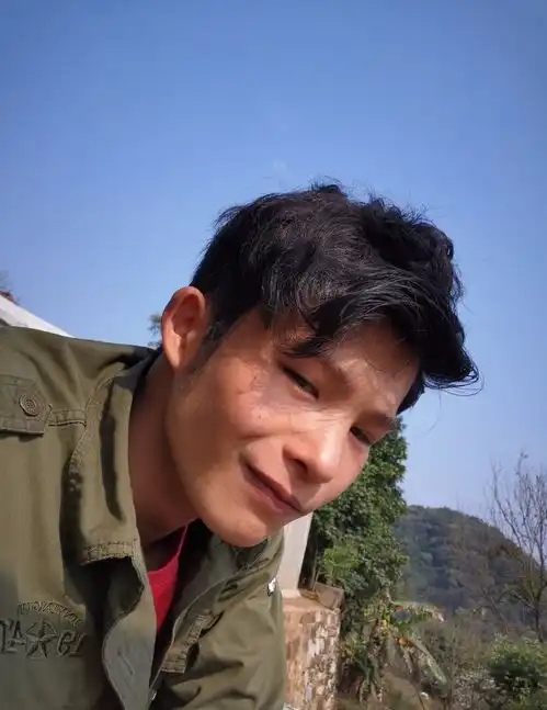 抖音第一丑男大逆袭,变身男神狂圈800万粉他很高贵,我们没有机会