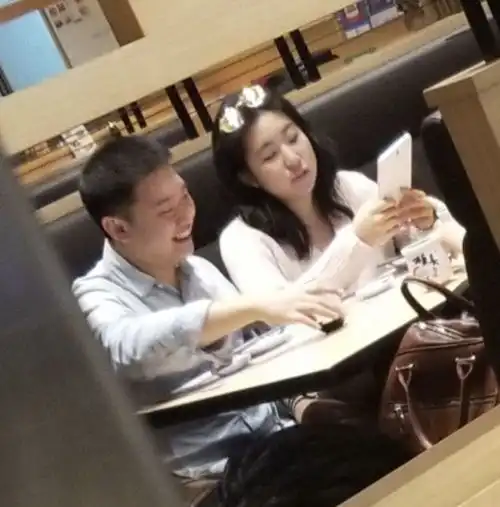 林青霞结婚闹乌龙,22岁女儿的恋情却有了新进展