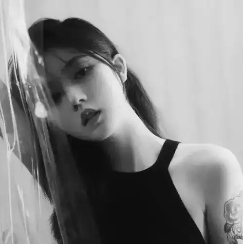 头像有些人,一旦错过了,真得谢天谢地,锣鼓喧天,鞭炮齐鸣