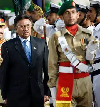 穆沙拉夫宣布辞职