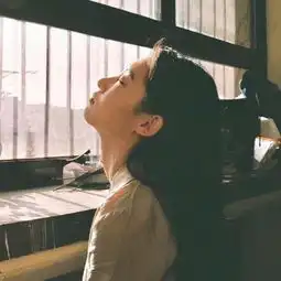 情侣热恋的时候,不能向男生索要哪三样东西