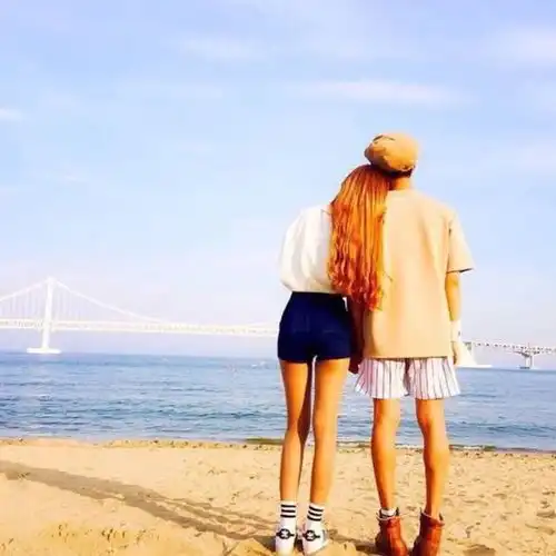 阿狸桃子依偎着一直到永远