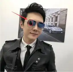 冯绍峰晒自拍,墨镜中的颖宝意外抢镜,网友太甜了吧