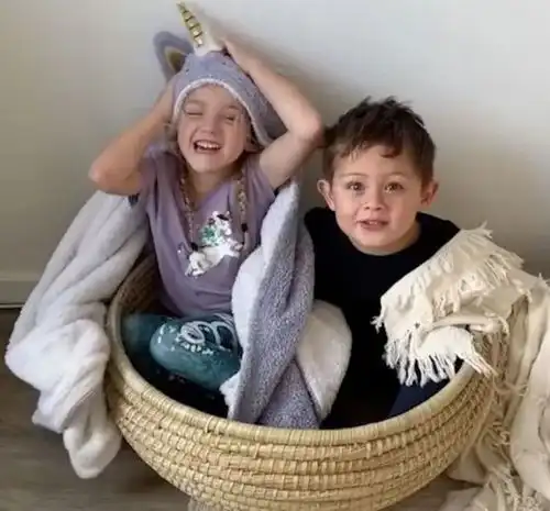 2个单亲妈妈组成新式家庭,抱团养娃,有人不解,有人却怒赞神仙日子再婚带娃闺蜜离婚家庭生活网易订阅