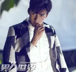 请赐我一双翅膀冷蒙初扮演者是谁曾演玄门大师走红