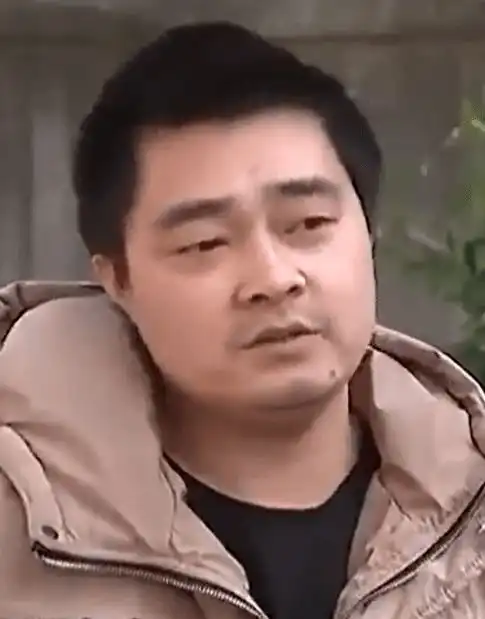 20万彩礼娶老婆,回家不久就消失,29岁男子带几十个人上门打岳父